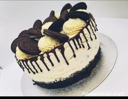 No-Bake Oreo Cheesecake